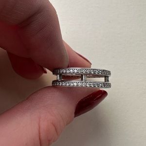 ✨AUTHENTIC PANDORA RING ✨